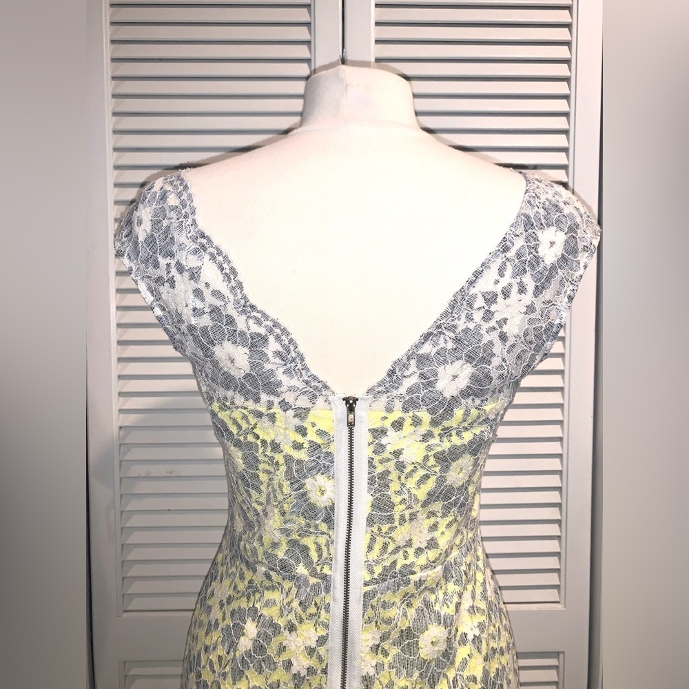 Maggy London yellow and gray Lace Overlay Midi Dress size 8 - Picture 8 of 12